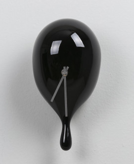 BROP CLOCK, Wall clock in the shape of a balloon with a drop. Antartidee